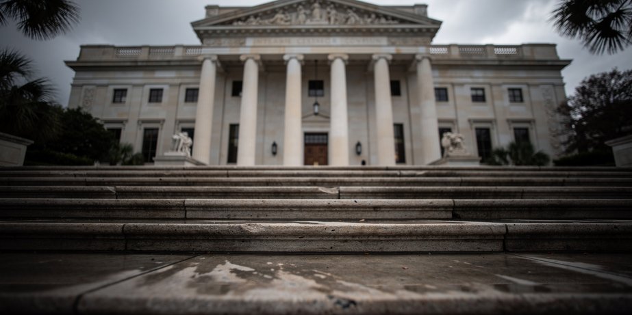 Why Florida Prosecutors Pursue Domestic Violence Cases Even When the Accuser Recants
